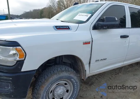 2022 Ram 2500 Tradesman 4X4 8' Box from USA, damaged, VIN 3C6UR5HJ5NG202702